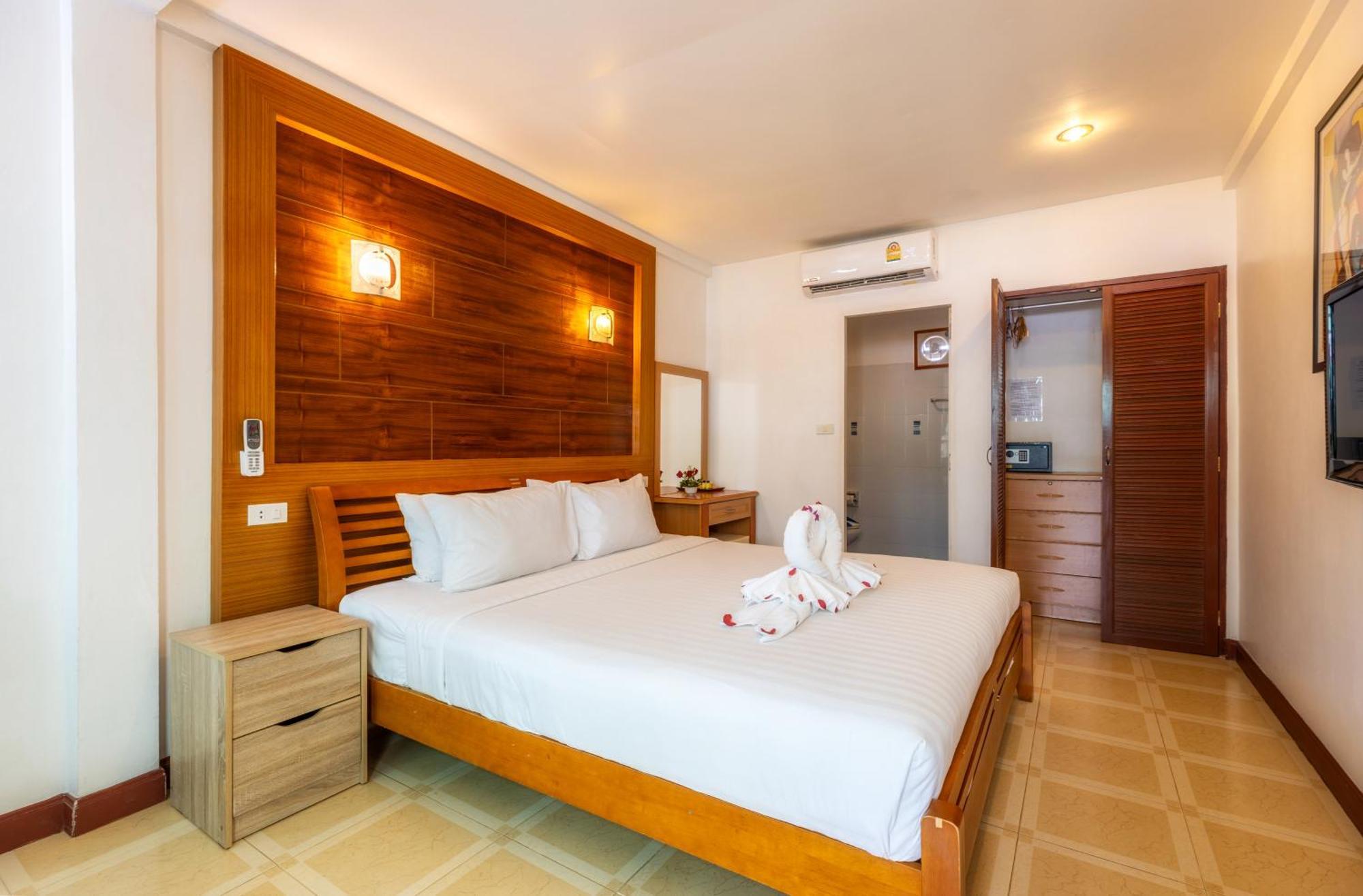 The Expat Hotell