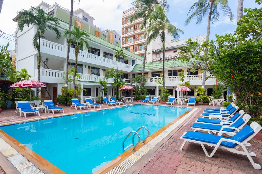 The Expat Hotell Patong