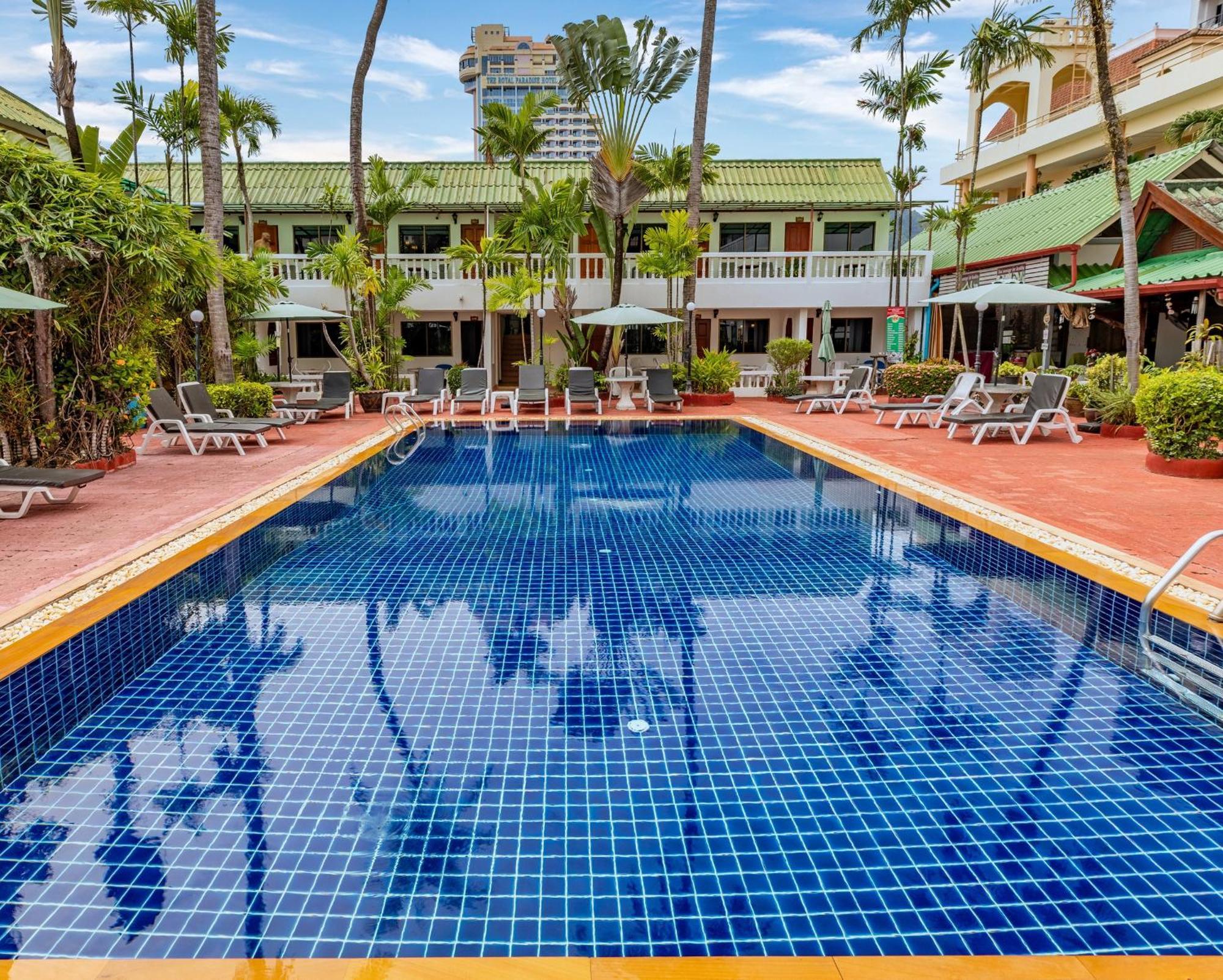 The Expat Hotel 3*